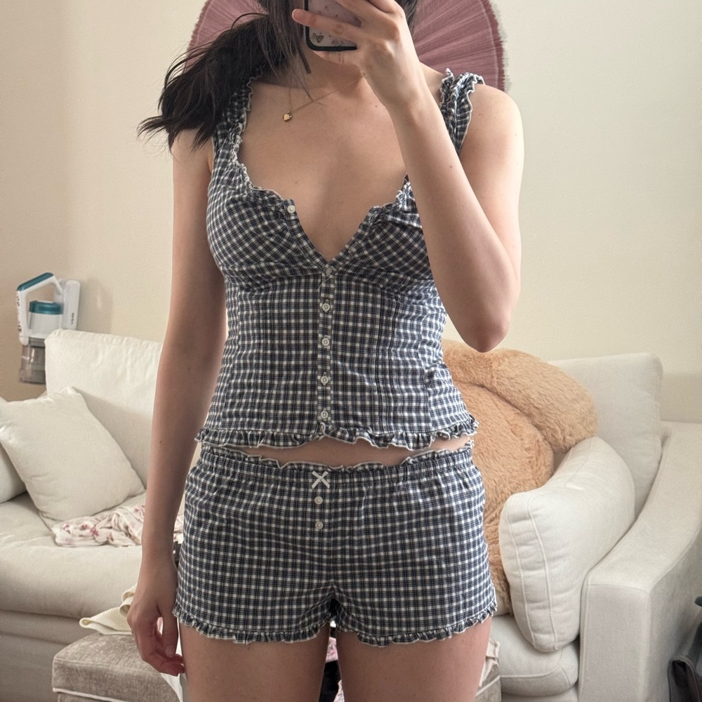 Brandy Melville plaid set